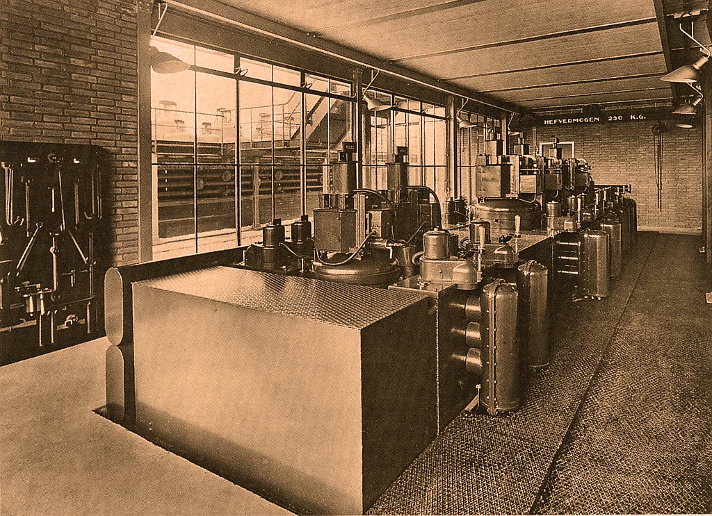 Coq 50/10 kV schakel-transformator station Veenendaal (1934)