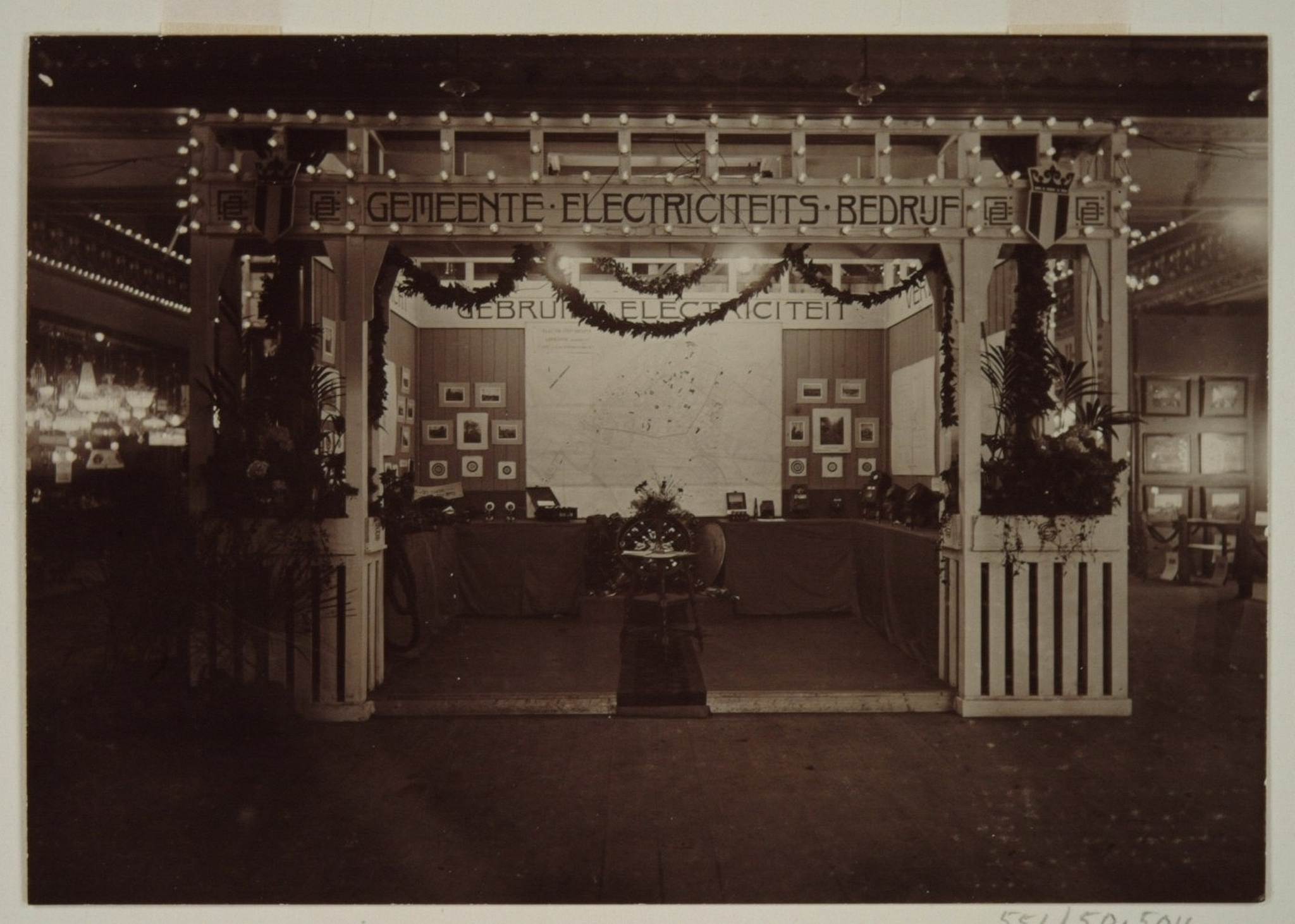 30-04-16-05-1910-electriciteitstentoonstellingHeemaf4
