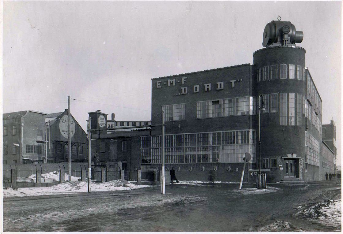 EMF Dordt gebouw 1942-small